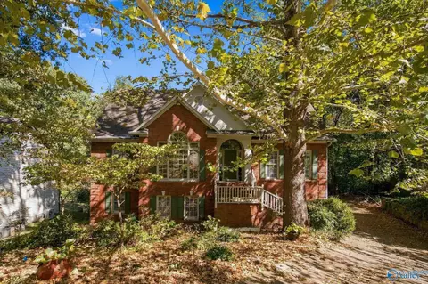 10019 Bluff Dr, Huntsville, AL 35803