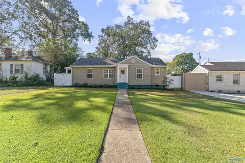 1813 Enolam Blvd, Decatur, AL 35601