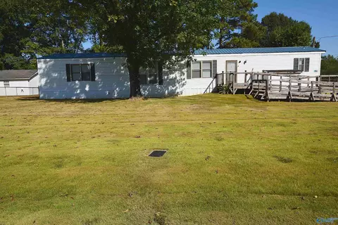 261 Ruth Cir, Huntsville, AL 35811