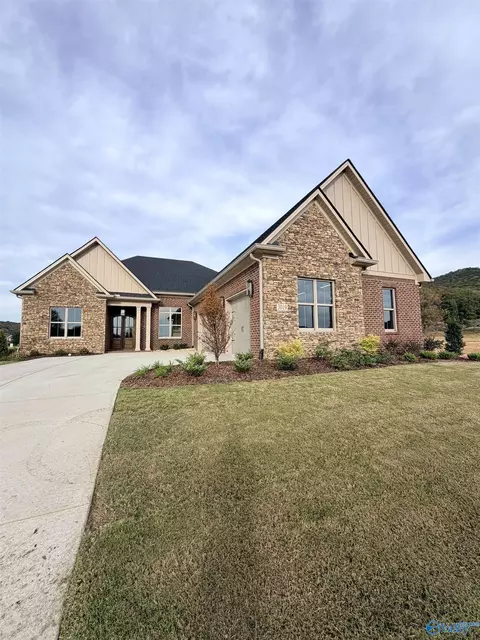 3019 Mossy Rock Rd, Owens Cross Roads, AL 35763