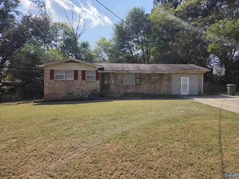 3407 Euclid Cir, Huntsville, AL 35810