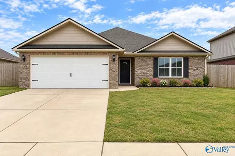 103 Old Shell Rd, Meridianville, AL 35759