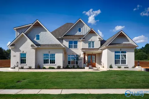 10 Scenic Loop Rd, Huntsville, AL 35803