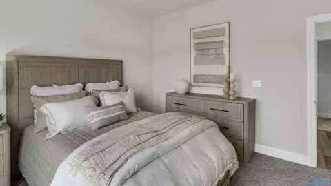 Bedroom - 17648 Ruby Dr, Athens, AL 35613 photo 3 of 11