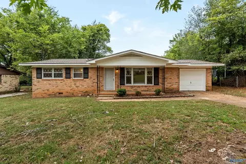 2611 Trail Ridge Rd, Huntsville, AL 35810