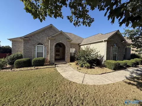 102 Ophelia Cir, Harvest, AL 35749