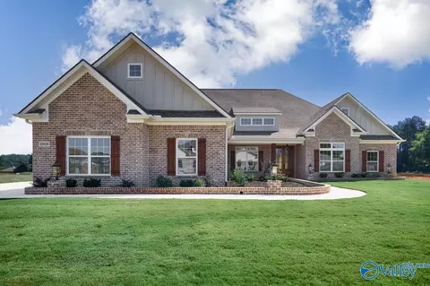 141 Josie Loop Trl, Toney, AL 35773