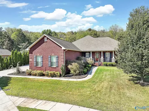12702 Oak South SW, Huntsville, AL 35803