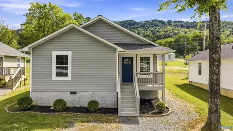 1503 Jaycee Ave, Fort Payne, AL 35967