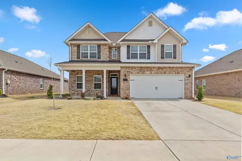 114 Bella May Ln, New Market, AL 35761