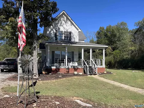 707 Oran Whitaker Rd, New Hope, AL 35760