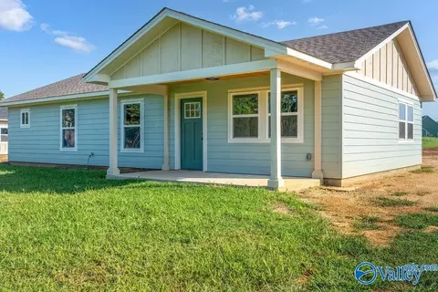 451 Section Ferry Rd, Section, AL 35771 photo 2