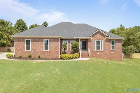 253 Natchez Trl, Huntsville, AL 35806