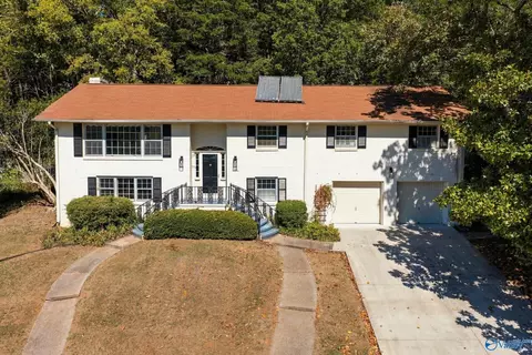 2101 Shades Crest Rd, Huntsville, AL 35801