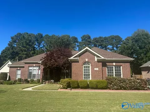 111 Holbrook Dr, Huntsville, AL 35806