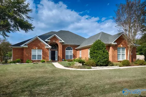 3044 Flint Mill Run, Owens Cross Roads, AL 35763