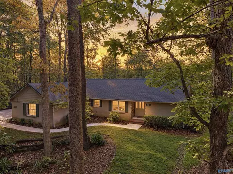 3717 Montevallo Rd, Decatur, AL 35603