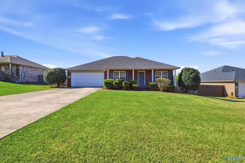 116 Burwellvalley Ln, Harvest, AL 35749