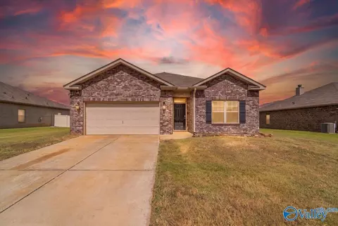 129 Arctic Fox Trl, Meridianville, AL 35759