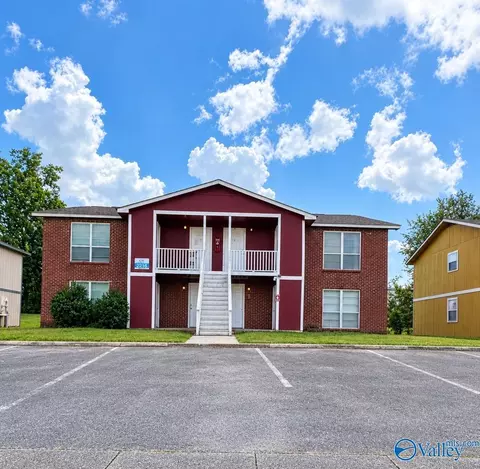 2216 Jonathan Dr, Huntsville, AL 35810