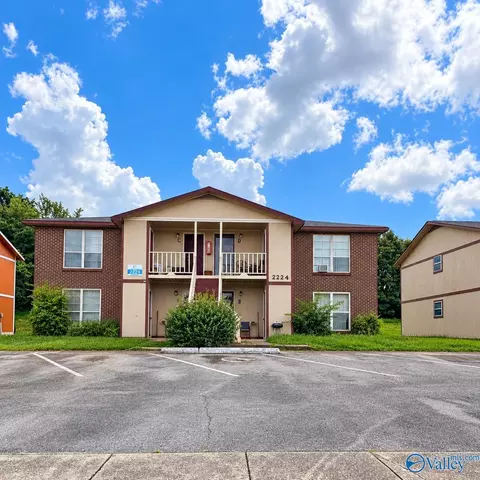 2224 Jonathan Dr, Huntsville, AL 35810