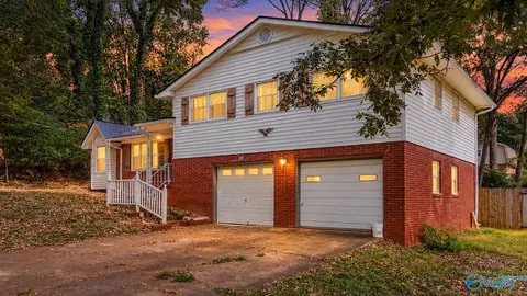 2008 Stapp Dr, Huntsville, AL 35811