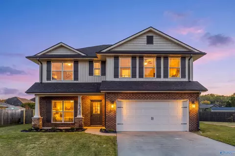 29848 Applewood Ln, Harvest, AL 35749