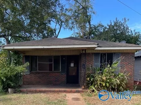 832 Gamma St, Birmingham, AL 35205