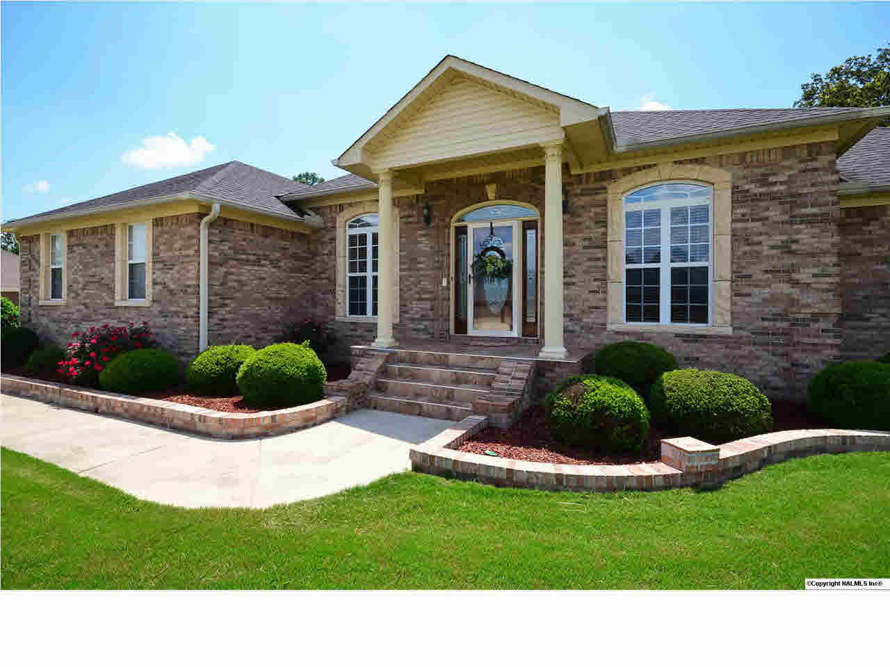 209 Heather Glen Dr, Huntsville, AL 35806 photo 1