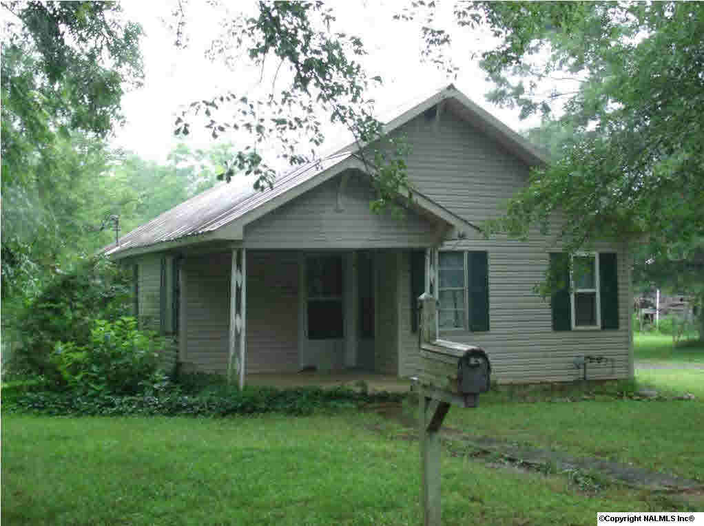 718 Granada Rd, Arab, AL 35016 photo 1