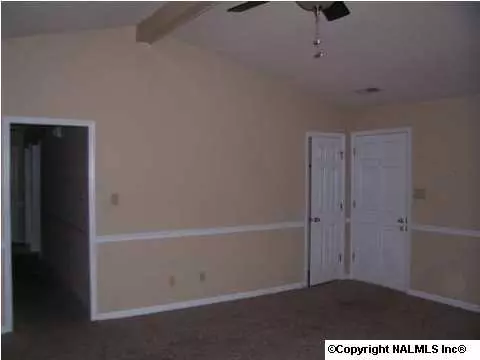 4 Mountain Brook Dr, Trinity, AL 35673 photo 9
