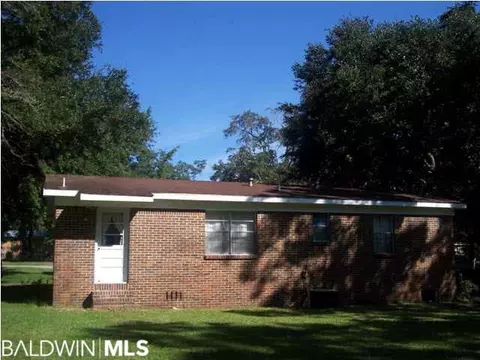 601 N Mcbride Cir, Axis, AL 36505 photo 1
