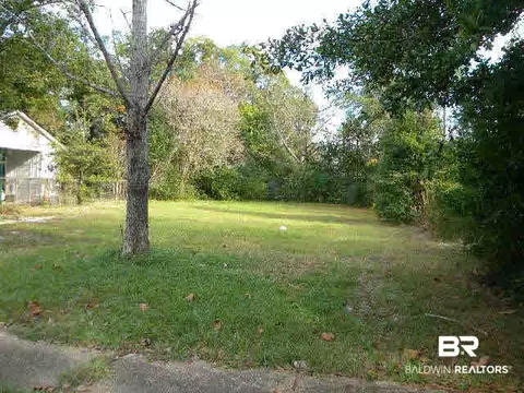 920 Bean Ave, Mobile, AL 36610 photo 1