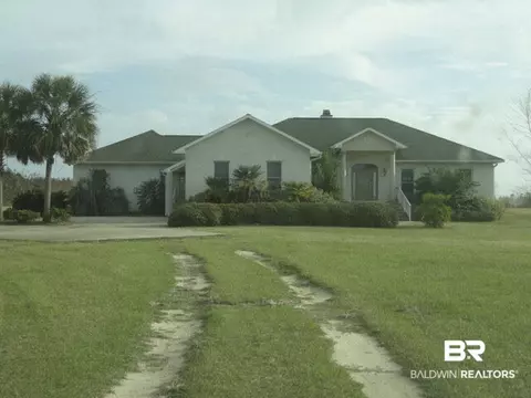26490 Frank Rd, Elberta, AL 36530 photo 1