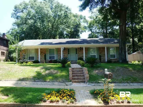 2317 E Highpoint Dr, Mobile, AL 36693 photo 1