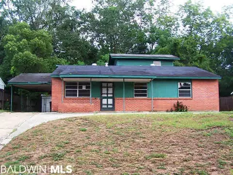 4113 Latimer Ln, Mobile, AL 36609 photo 1