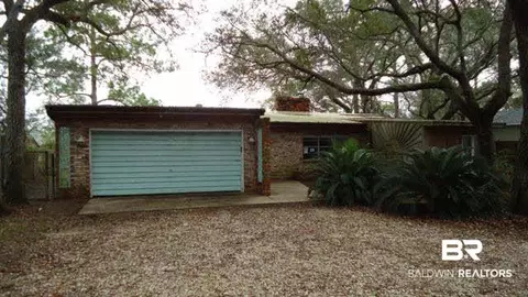 30893 Howes Ln, Elberta, AL 36530 photo 1