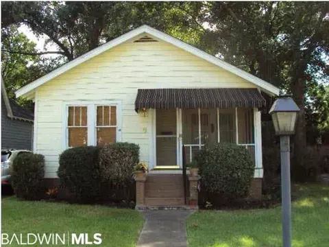 9 Mohawk St, Mobile, AL 36606 photo 1