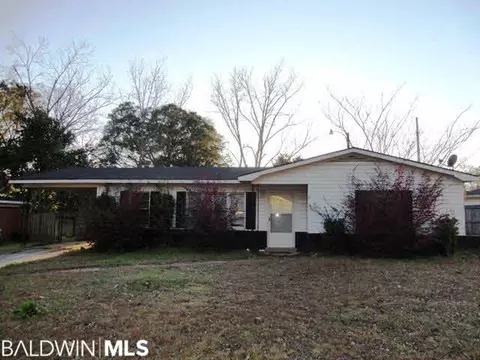 652 Raines Dr, Mobile, AL 36609 photo 1