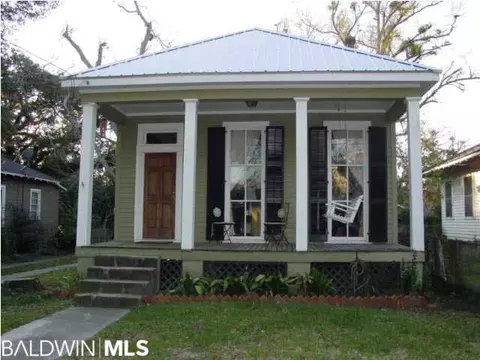 221 Hazel St, Mobile, AL 36607 photo 1