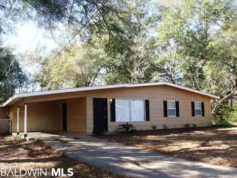 4113 Vassar Cir, Mobile, AL 36618 photo 1