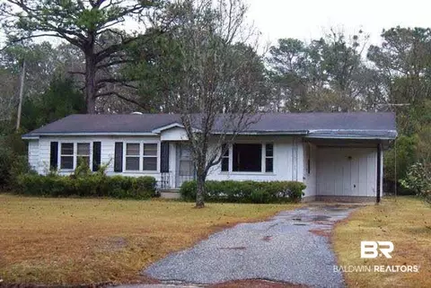 3913 Terry Ln, Mobile, AL 36605 photo 1