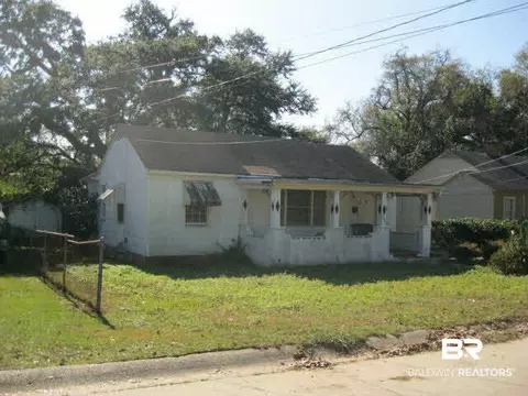 2071 E Victory Dr, Mobile, AL 36606 photo 1
