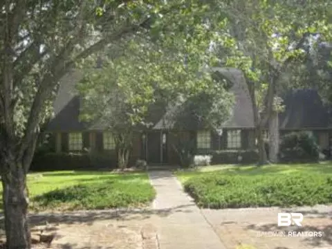 5867 Cansler Dr, Mobile, AL 36609 photo 1