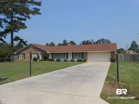 613 E Pine St, Atmore, AL 36502 photo 1