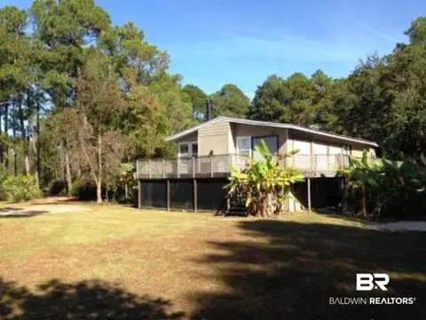 26321 Canal St, Elberta, AL 36530 photo 1