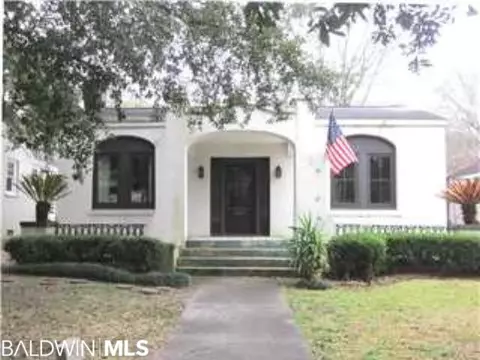 107 Florence Pl, Mobile, AL 36607 photo 1