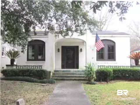 107 Florence Pl, Mobile, AL 36607 photo 1