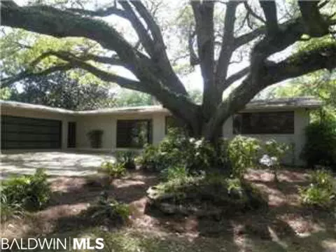 14 Queensway, Mobile, AL 36608 photo 1