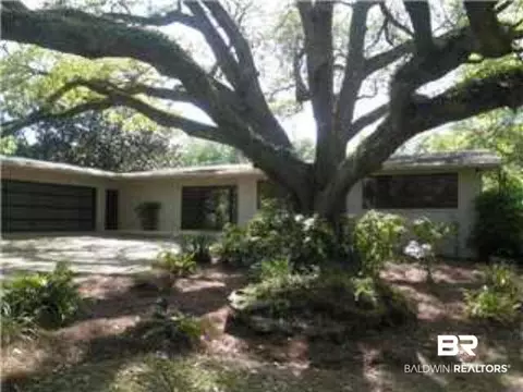 14 Queensway, Mobile, AL 36608 photo 1